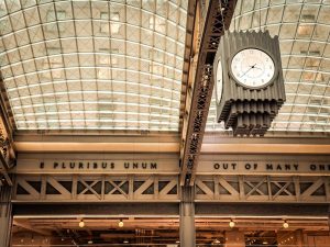 1. Vantagens da Utilização de Energia Solar em Pequenas e Médias Empresas